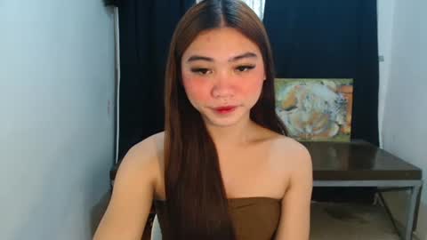 mika online show from 11/10/25, 03:27