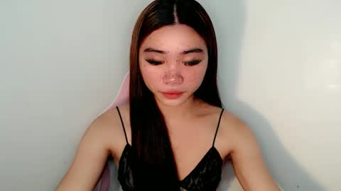 mika online show from 11/29/25, 09:34