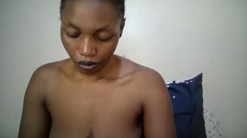 sexy_muna2 online show from 04/12/26, 02:55