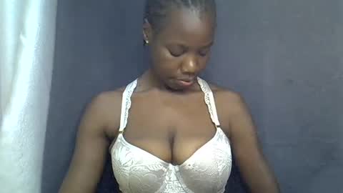 Snapshot of sexy_peach4 chatting on 07/06/26, 03:03 sexy_peach4 online show from 07/06/26, 03:03
