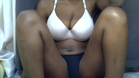 Snapshot of sexy_peach4 chatting on 07/08/26, 11:26 sexy_peach4 online show from 07/08/26, 11:26