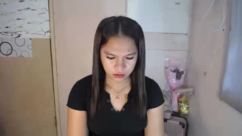 Snapshot of sexy_piaxx chatting on 02/17/25, 12:21 pia online show from 02/17/25, 12:21