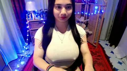 Snapshot of sexy_pussy143 chatting on 06/23/26, 05:05 angela online show from 06/23/26, 05:05