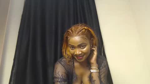 Snapshot of sexy_queen_eva chatting on 03/04/25, 11:32 eva am online everyday except friday online show from 03/04/25, 11:32