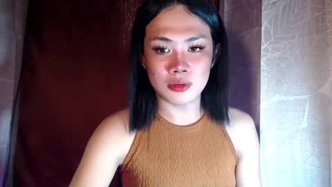 Snapshot of sexy_rc18 chatting on 12/29/24, 01:49 RC online show from 12/29/24, 01:49