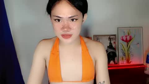 Snapshot of sexy_rc18 chatting on 01/18/25, 01:19 RC online show from 01/18/25, 01:19