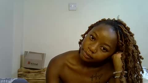 Snapshot of sexy_sasy chatting on 11/17/25, 02:50 sexy_sasy online show from 11/17/25, 02:50