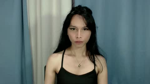 Snapshot of sexy_shanee chatting on 06/22/26, 10:45 shane online show from 06/22/26, 10:45