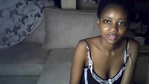 Snapshot of sexy_short chatting on 04/16/26, 10:56 Janet online show from 04/16/26, 10:56
