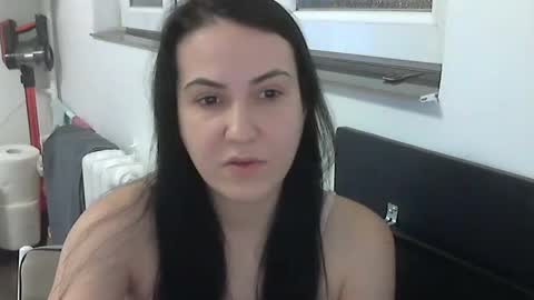 Snapshot of sexy_slimm25 chatting on 02/20/25, 09:31 Slimm online show from 02/20/25, 09:31
