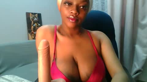 Snapshot of sexy_sweetcandy chatting on 11/03/25, 06:25 sexy sweetcandy online show from 11/03/25, 06:25