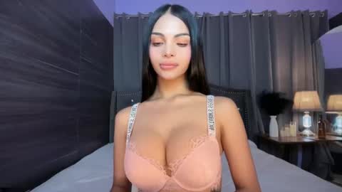 YOUR MISTRESS GODDESSS ADRIANA online show from 06/19/26, 07:56