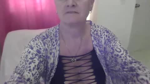 Sexy GILF Allie Kay online show from 01/04/25, 05:26