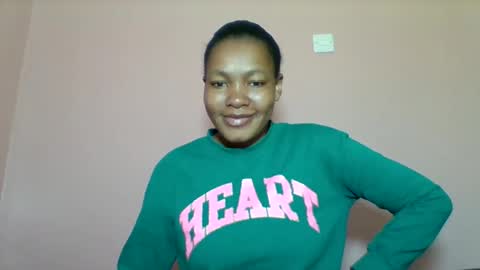 sexyapple2002 online show from 09/13/25, 06:57