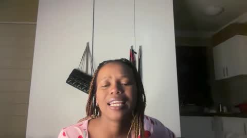 Snapshot of sexyasszeeee chatting on 02/16/26, 08:05 sexyasszeeee online show from 02/16/26, 08:05