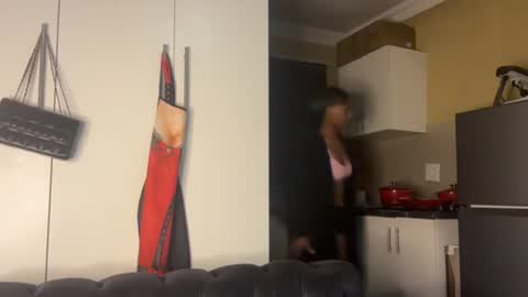 Snapshot of sexyasszeeee chatting on 03/12/26, 07:20 sexyasszeeee online show from 03/12/26, 07:20