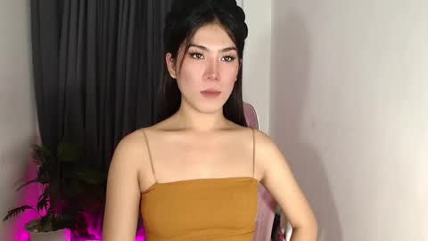 Lexie online show from 10/03/25, 02:47