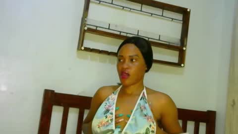 Snapshot of sexybaddie_ chatting on 11/30/25, 05:50 Lisa online show from 11/30/25, 05:50