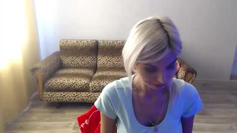 Snapshot of sexybeatriice chatting on 09/16/25, 06:25 sexybeatriice online show from 09/16/25, 06:25