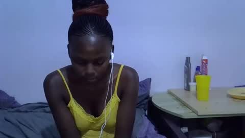 sexybeiby1 online show from 04/15/26, 04:47