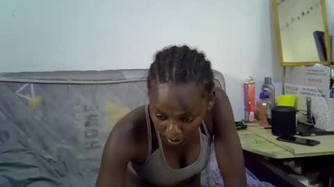 Snapshot of sexybeiby1 chatting on 05/25/26, 04:02 sexybeiby1 online show from 05/25/26, 04:02
