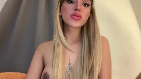 Snapshot of sexybite1 chatting on 02/20/26, 07:54 Seraphina Blaze online show from 02/20/26, 07:54