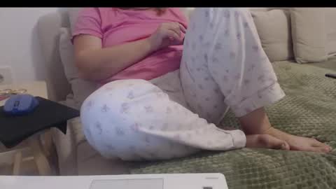 Sexyblonde4u58 online show from 11/10/25, 04:44