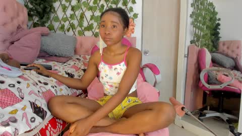 sofia online show from 01/27/25, 08:29