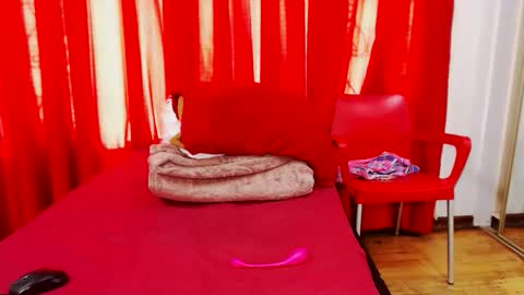 sexybustyboobs online show from 11/13/25, 04:55