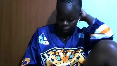 Snapshot of sexycarina254 chatting on 12/11/24, 06:42 sexycarina254 online show from 12/11/24, 06:42