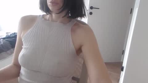 Snapshot of sexycat34 chatting on 03/30/26, 12:39 AnnafromVenus online show from 03/30/26, 12:39