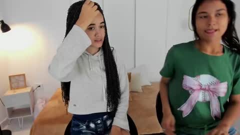 chanell and yina online show from 02/25/25, 12:55