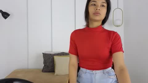 chanell and yina online show from 12/15/25, 01:48