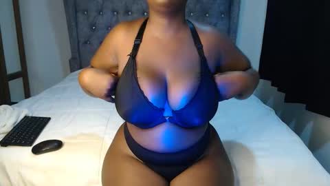 sexychocco online show from 10/27/25, 04:49