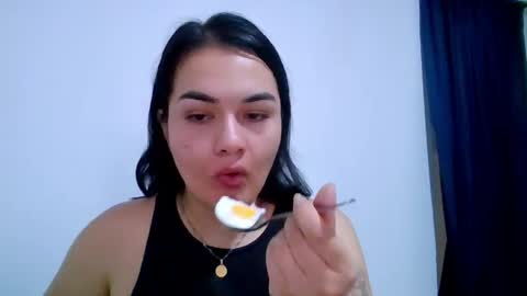 Snapshot of sexychubbyanna chatting on 04/20/26, 03:59 sexychubbyanna online show from 04/20/26, 03:59