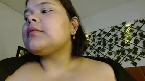 Snapshot of sexychubbyy chatting on 03/02/25, 06:19 Eva online show from 03/02/25, 06:19