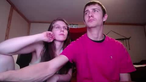 Snapshot of sexycoloradolovers chatting on 12/19/25, 04:19 Austin and Megan online show from 12/19/25, 04:19