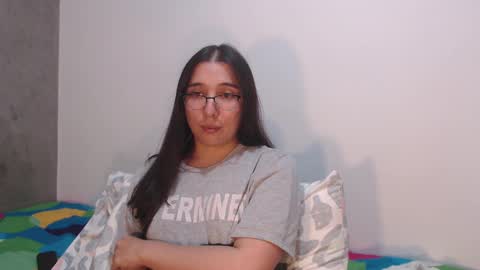 Coralinne online show from 03/07/25, 09:06