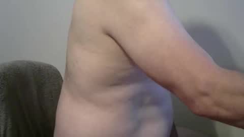 Snapshot of sexycruze chatting on 05/01/26, 05:23 sexycruze online show from 05/01/26, 05:23