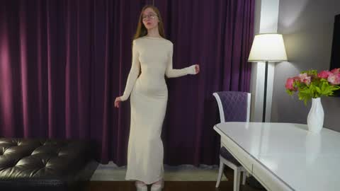 Snapshot of sexycutegirs chatting on 09/25/25, 01:37 Hello my name is Merry every 200 subs - Hot show Fav patterns 577123 pvt open online show from 09/25/25, 01:37