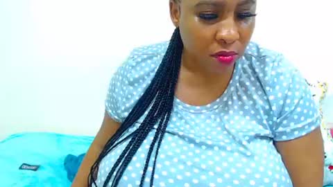 Snapshot of sexyebonylove89 chatting on 02/21/25, 12:49 sexyebonylove89 online show from 02/21/25, 12:49