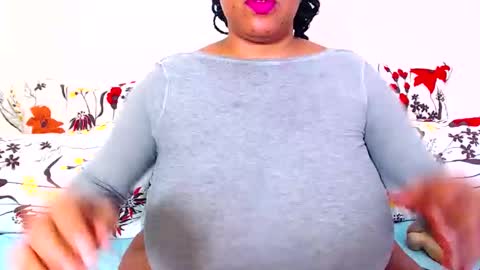 Snapshot of sexyebonylove89 chatting on 09/14/25, 02:38 sexyebonylove89 online show from 09/14/25, 02:38