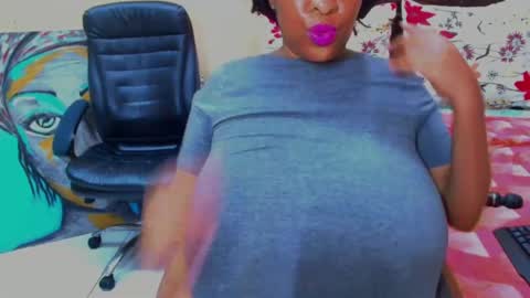 Snapshot of sexyebonylove89 chatting on 07/05/26, 01:34 sexyebonylove89 online show from 07/05/26, 01:34
