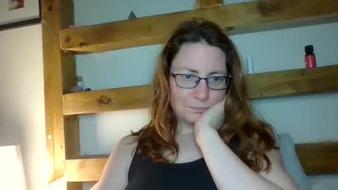 Snapshot of sexyemilyoliver chatting on 03/17/26, 12:30 Emily online show from 03/17/26, 12:30