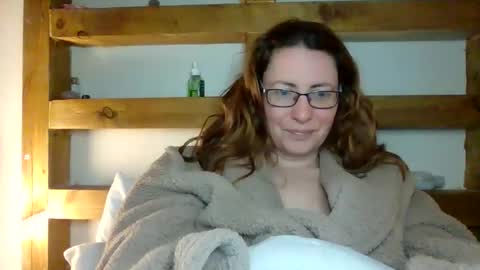 Snapshot of sexyemilyoliver chatting on 03/30/26, 11:00 Emily online show from 03/30/26, 11:00