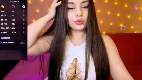 Snapshot of sexyenergyy19 chatting on 04/20/26, 04:04 Kate online show from 04/20/26, 04:04