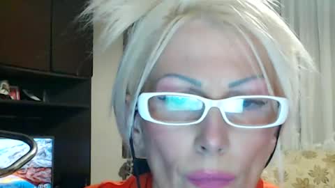 Snapshot of sexyeni chatting on 06/20/26, 10:45 ENI pvt moan your name WHEN I M NOT online you tell me in SNAPCHAT deal yes add me... FREE TWITTER magiconline101...... online show from 06/20/26, 10:45