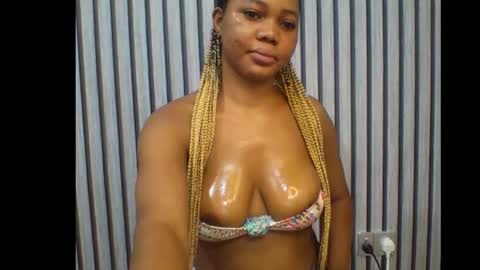 Snapshot of sexyeye368293 chatting on 11/02/25, 10:50 sexyeye368293 online show from 11/02/25, 10:50