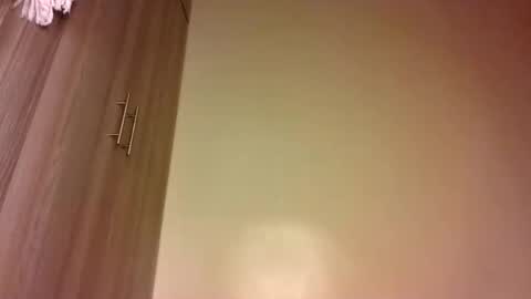 faisy online show from 12/16/25, 12:04