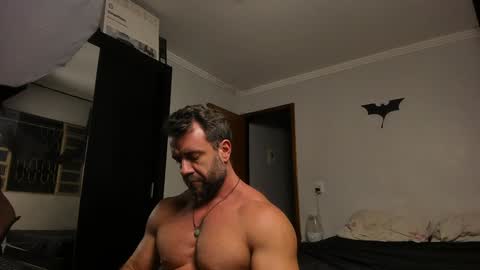 Snapshot of sexyflightz chatting on 01/08/25, 10:16 chris online show from 01/08/25, 10:16